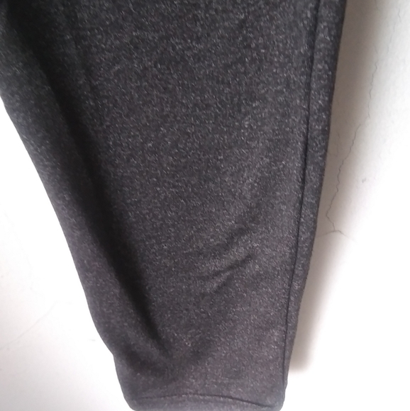 Two Lines elastic Waist Leggings - Picture 2 of 4